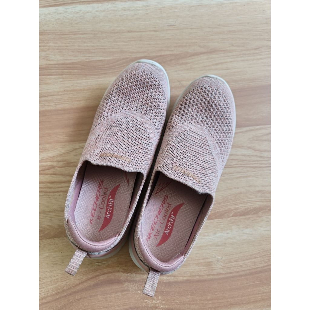 Skechers Arch Fit Air Cooled Pink size 38 [ preloved ]