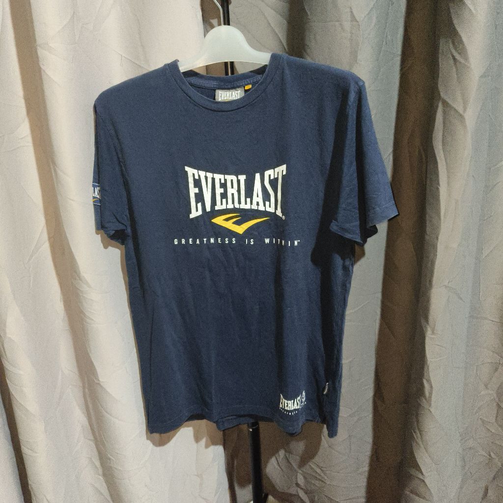 kaos oblong everlast