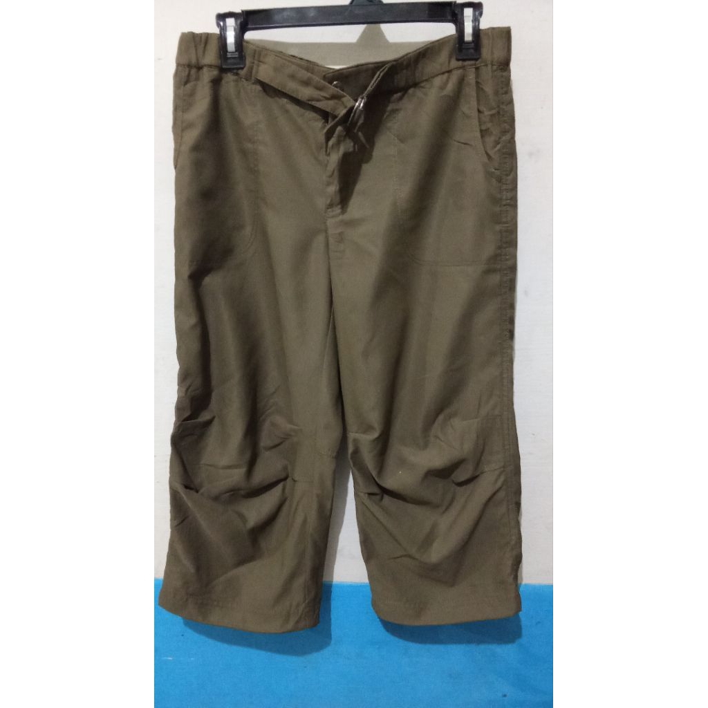 Celana Uniqlo Nilon Wanita 3/4