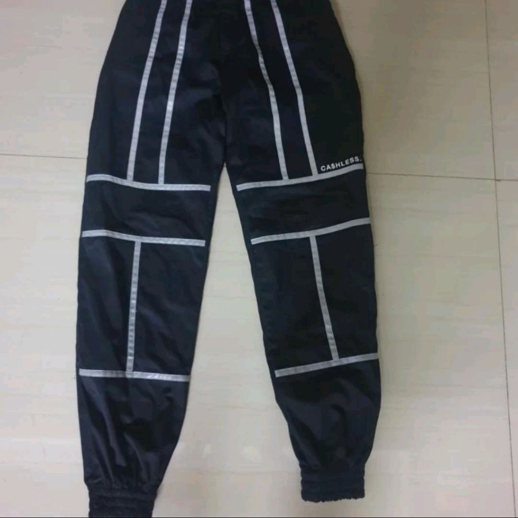 Cashless Pants Reflective Line - Regular Fit