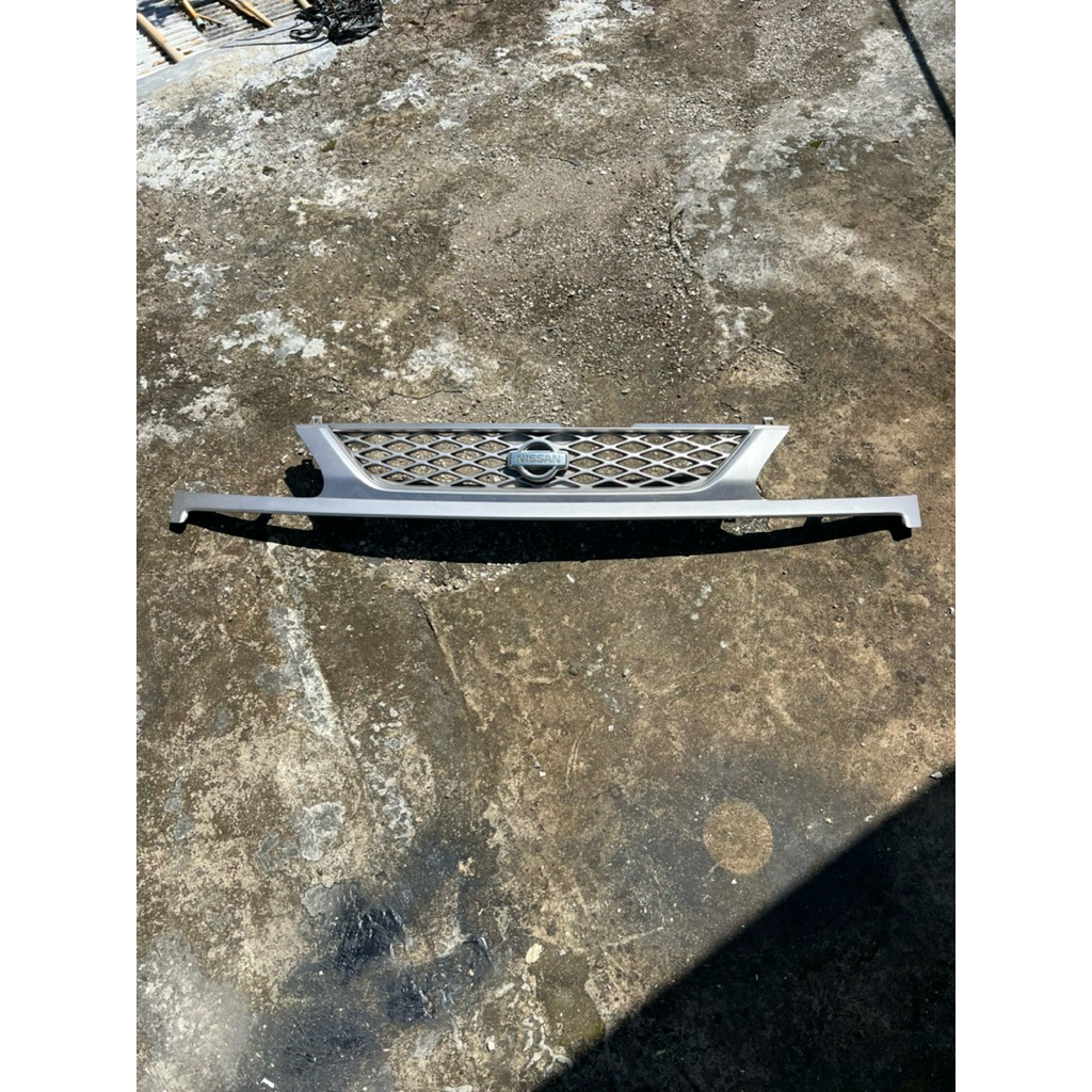 Grill Bemper Depan Nissan Serena C24 JDM Model Jaring 2004 2006 2008 2010 2012 2013 Original