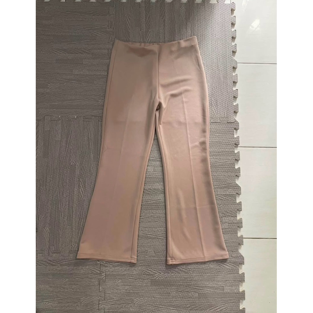 Preloved celana scuba