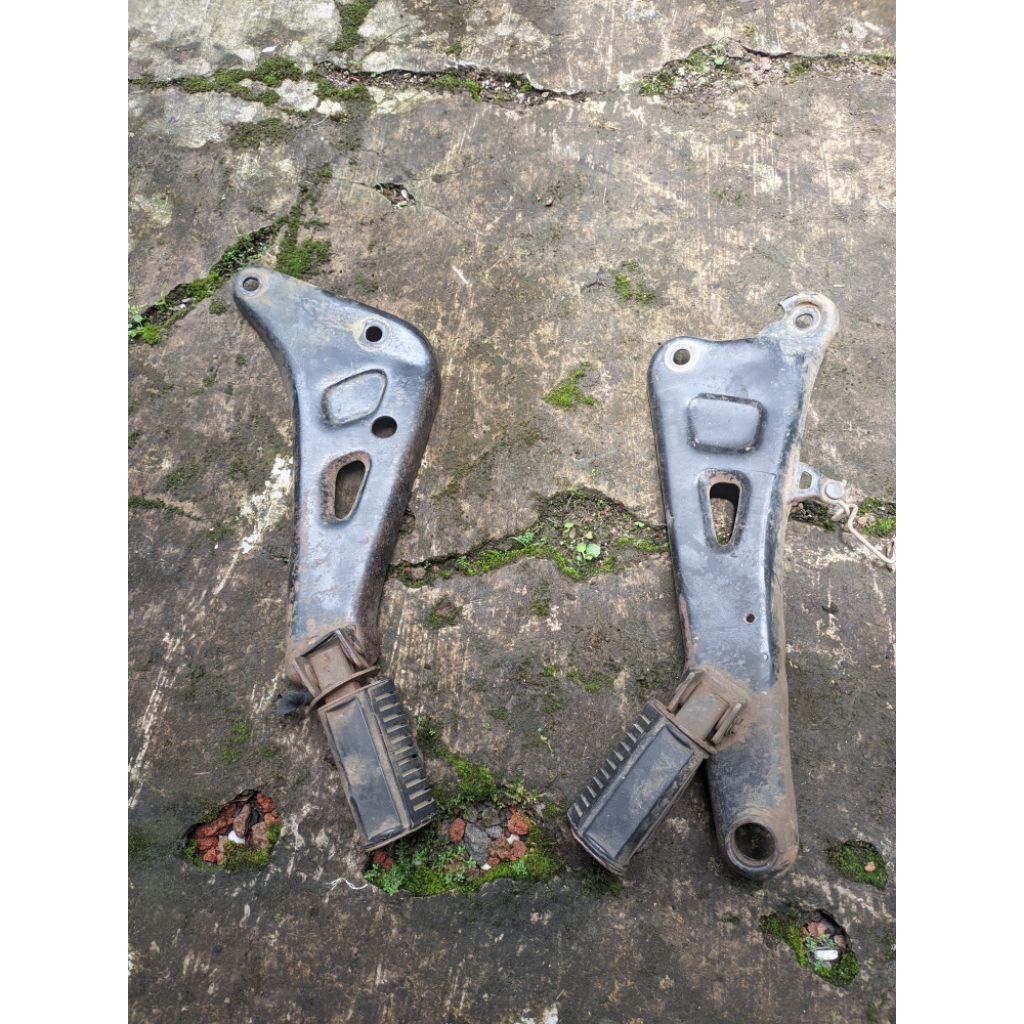 Foot step megapro hiu step belakang megapro hiu step megapro hiu copotan step megapro murah