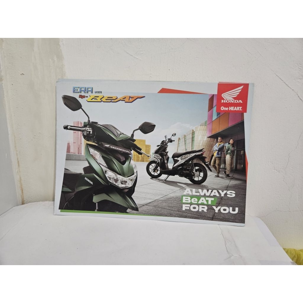 brosur katalog motor honda beat 2023 leaflet