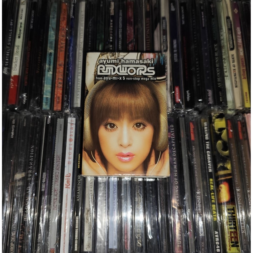 Kaset Ayumi Hamasaki - RMX WORKS from ayu-mi-x 5 non-stop mega mix