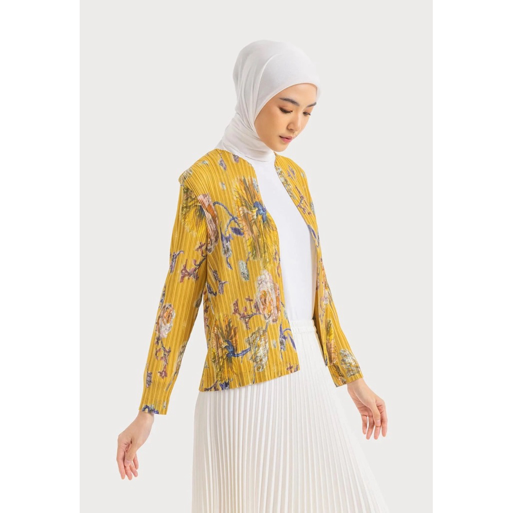 NEW Rona Outer Ria Miranda Pleats Series Riamiranda