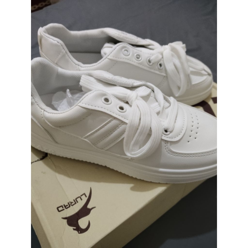 Sepatu Lurad