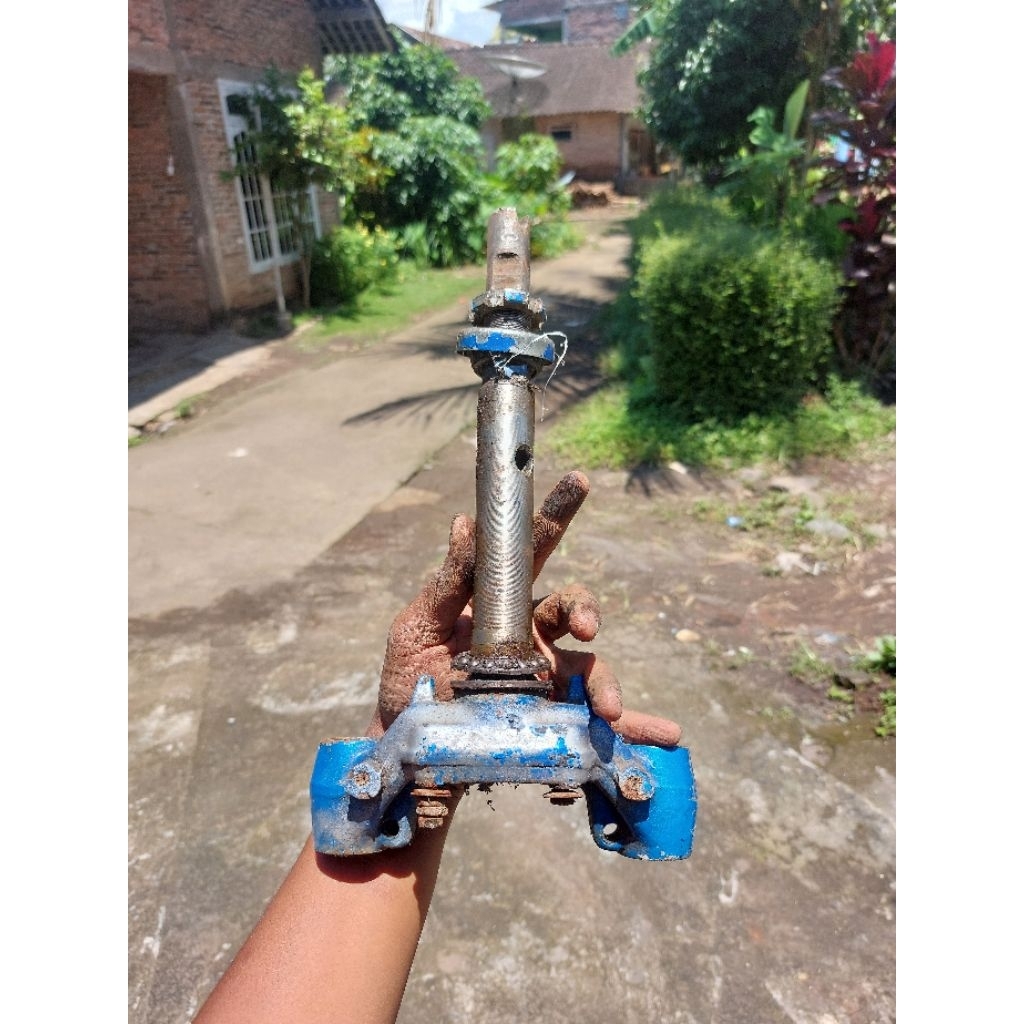 Segitiga Bawah Yamaha FizR Force1 Fiz Poswan Original