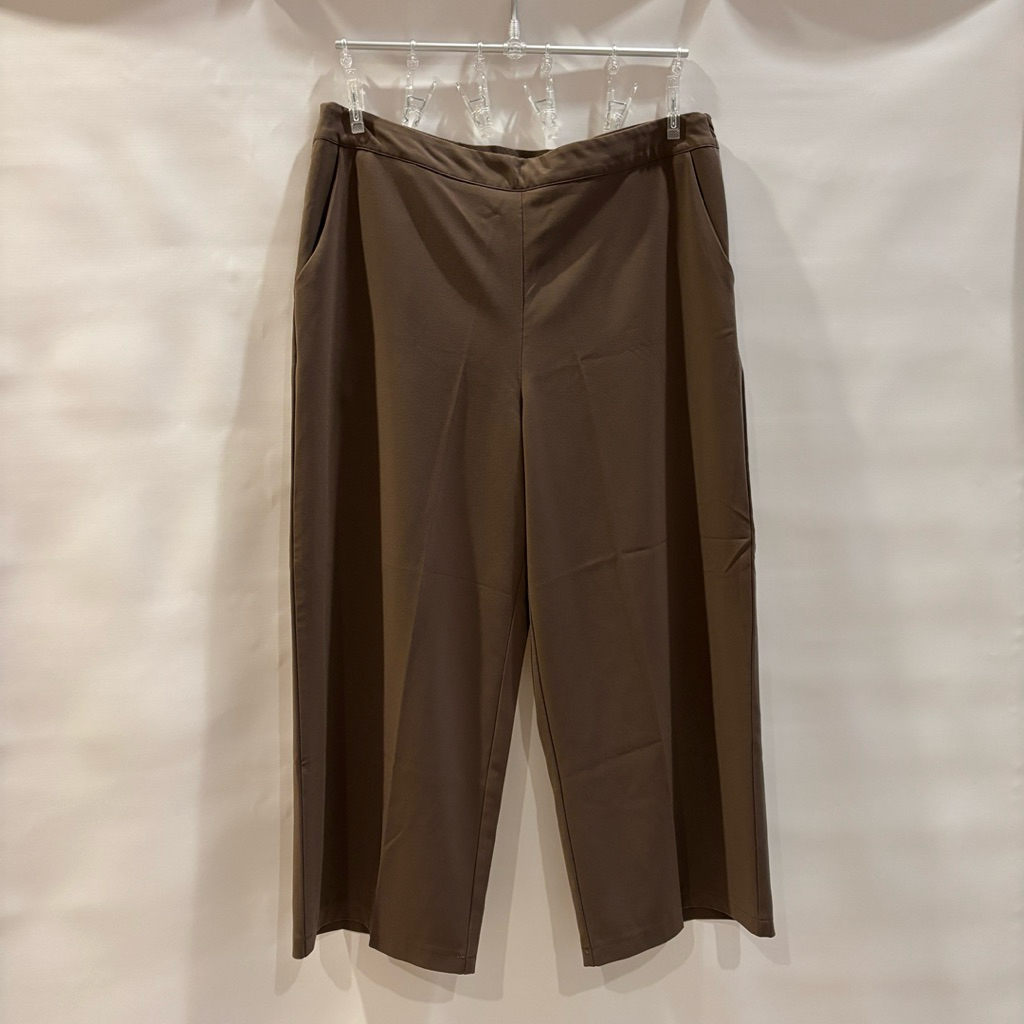 [PRELOVED] Celana Panjang iORA