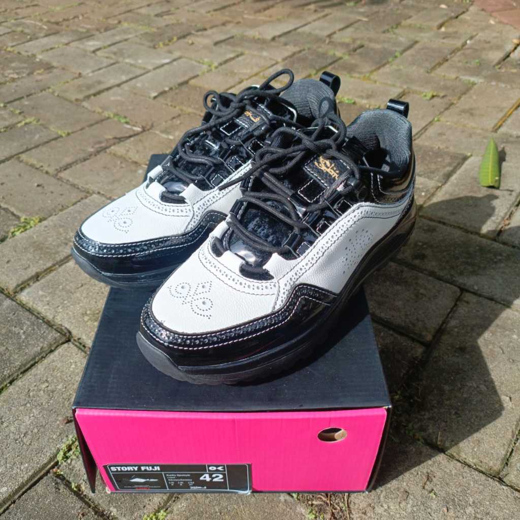 KANKY X SABOTAGE SZ 42 BNIB