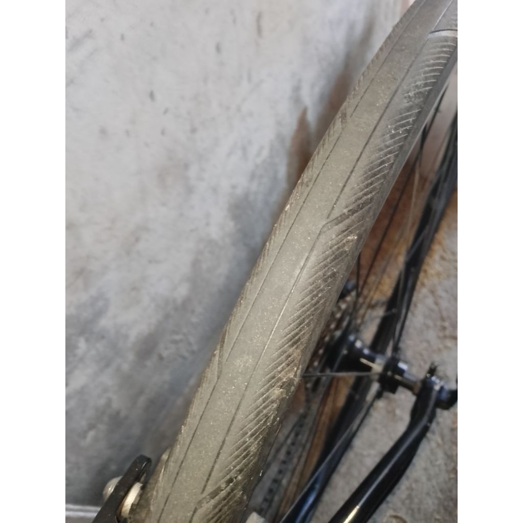 ban continental ultrasport 700x28