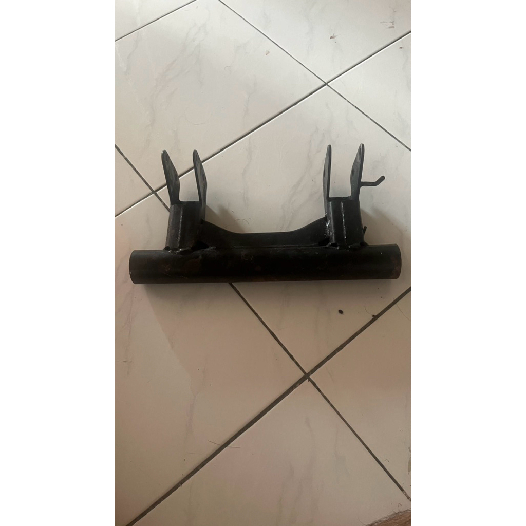 Engine Mounting Aerox, Lexi