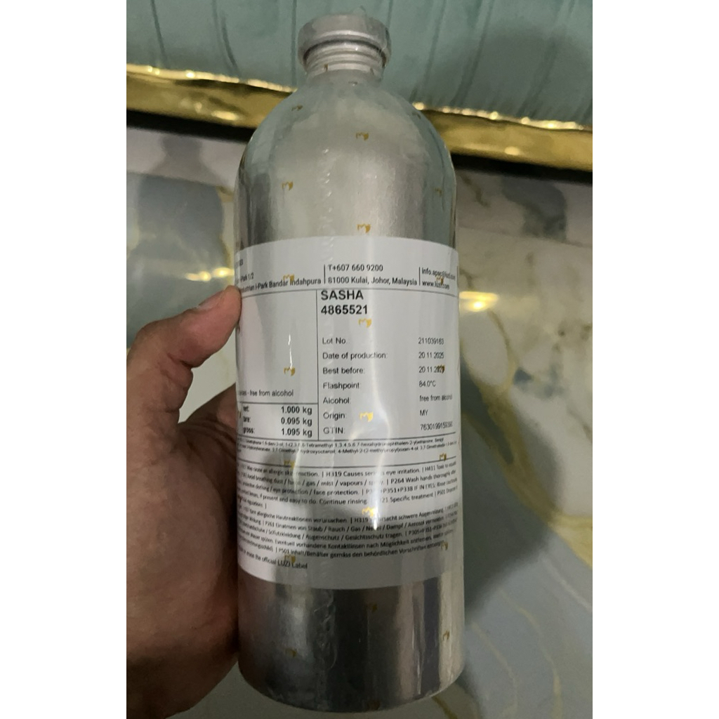 SASHA LUZI CACHAREL-SCARLETT SEGEL 1KG