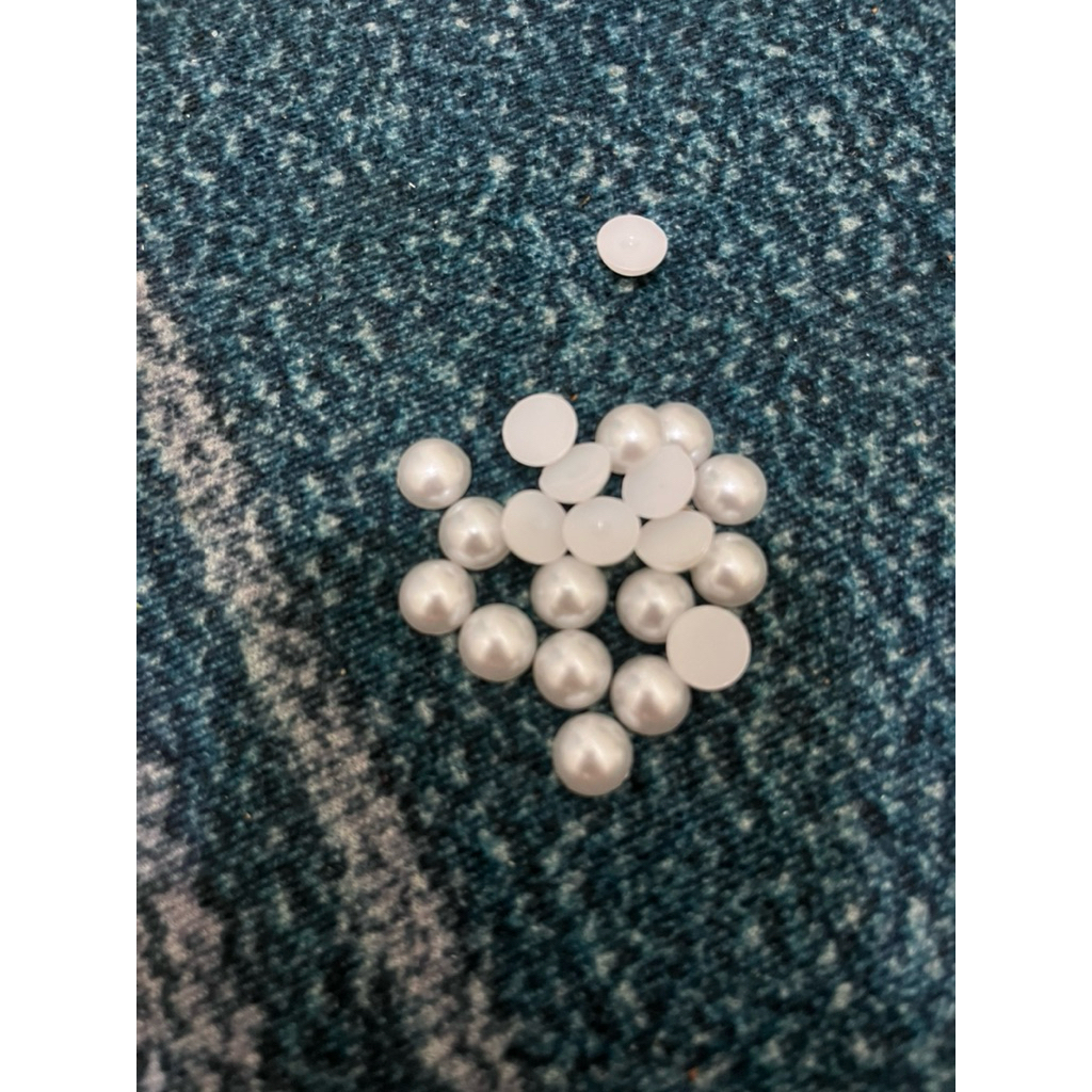 Mutiara setengah Lingkaran tanpa lubang uk 10cm