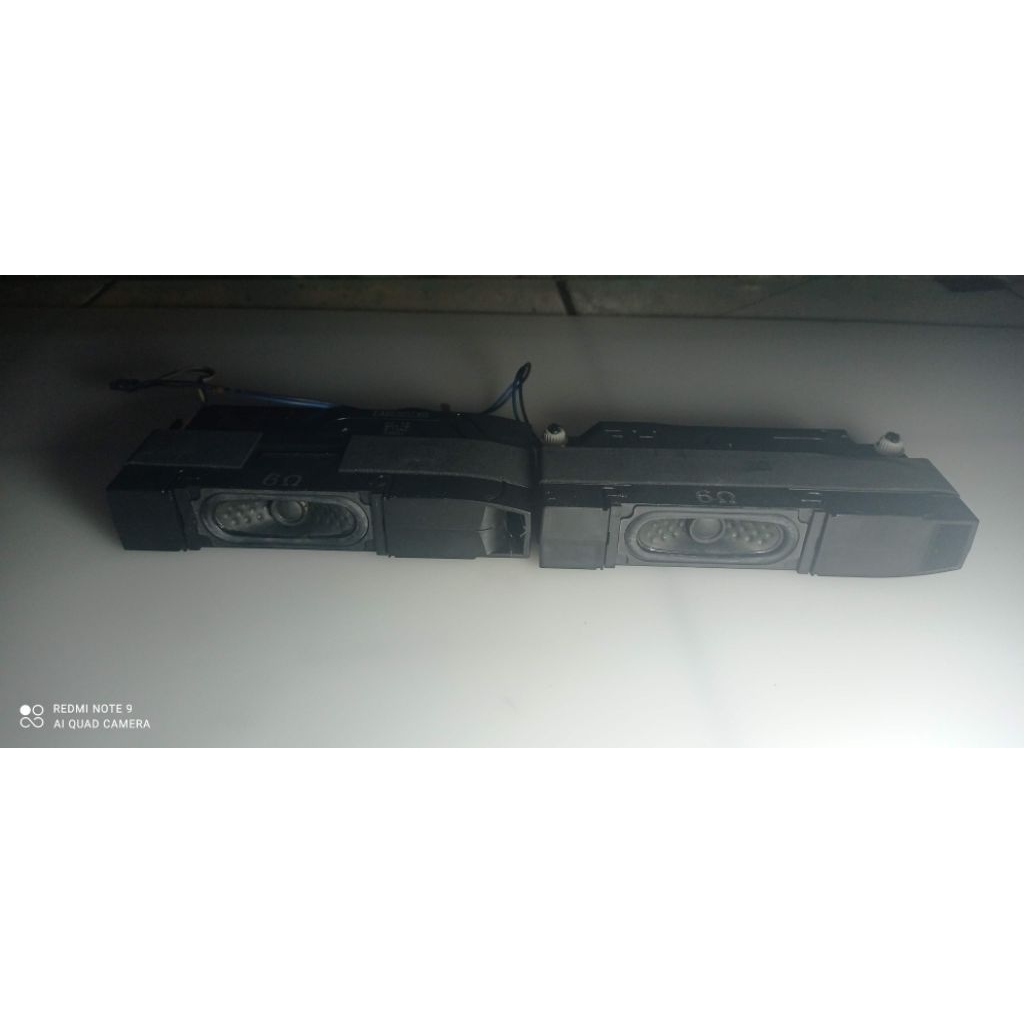 1 Set Speaker TV LCD LED LG 32LB550A Original