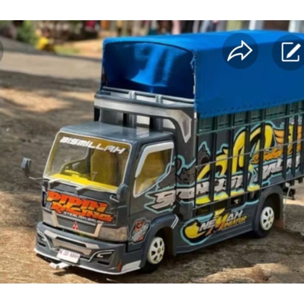 terbaru mainan anak-anak miniatur truk oleng terbuat dari bahan kayu yang halus dan tebal dengan far