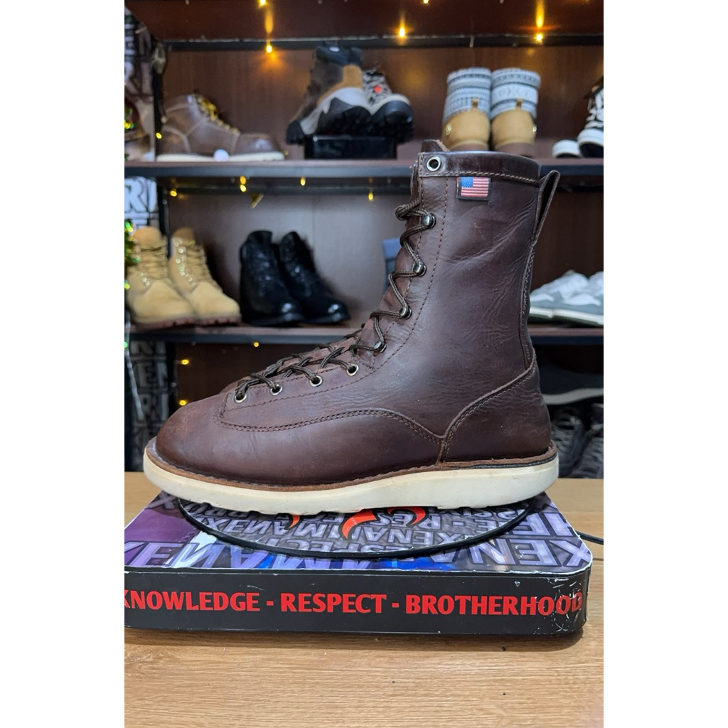sepatu mongkey boots DANNer 43 tapak datar