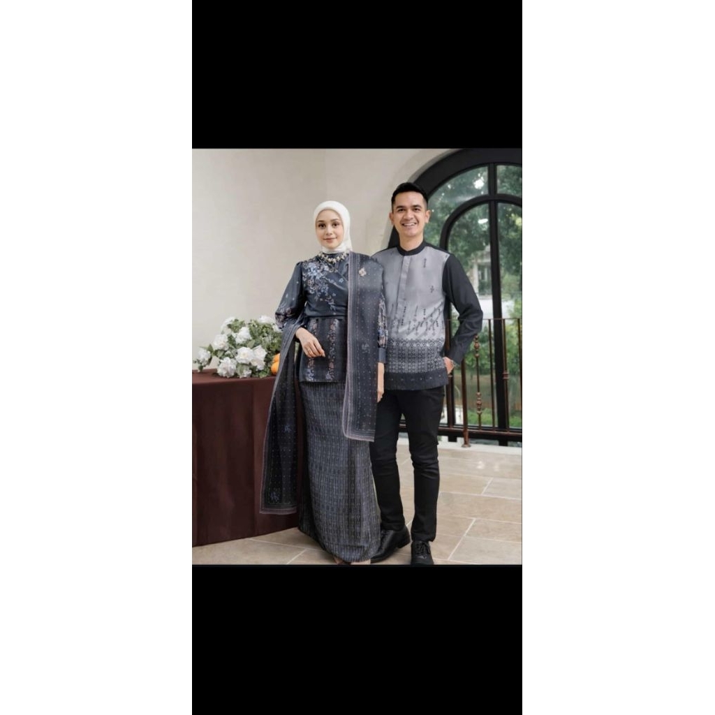 Vanilla Hijab Shila Raya Signature Blouse S