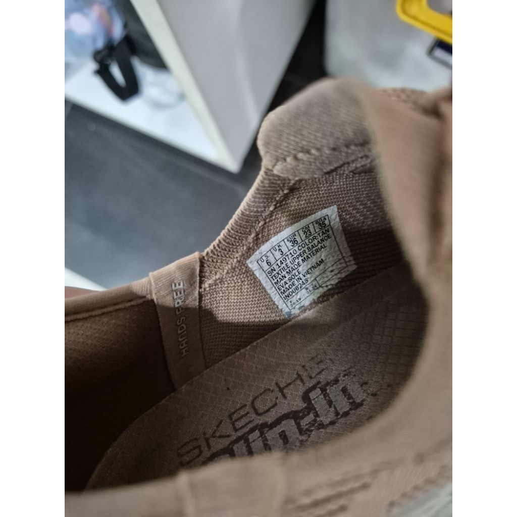 sepatu skechers sz 36 preloved