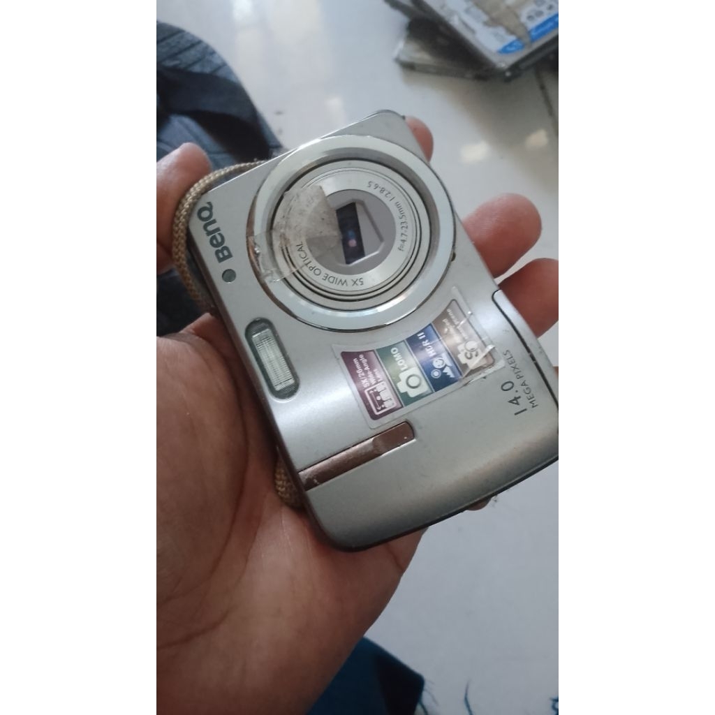 rosok DVD room sata 5 pcs ram laptop 5 pcs wifi card 5 pcs laptop utuh hp 520 1 pcs normal camera ro