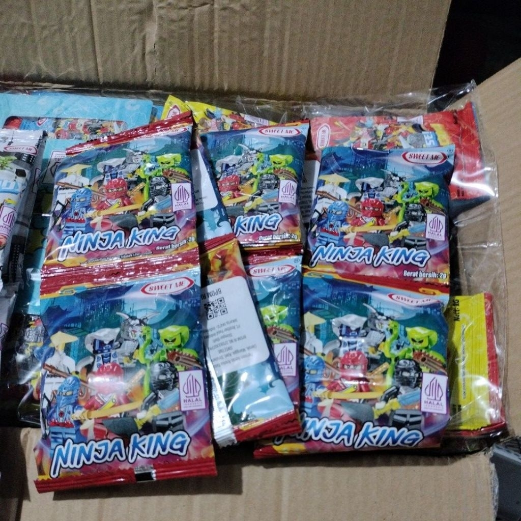 Permen Keras Berhadiah Lego Ninja King Sweet Me Renceng 10 pcs