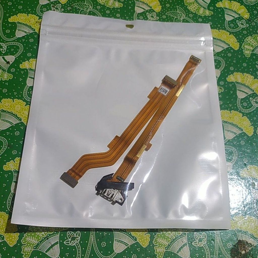 oppo f3 pleksibel bawah+ konektor