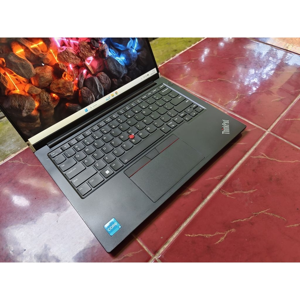laptop lenovo thinkpad E14 gen 5 core i3 gen 13 8/256 fhd ips