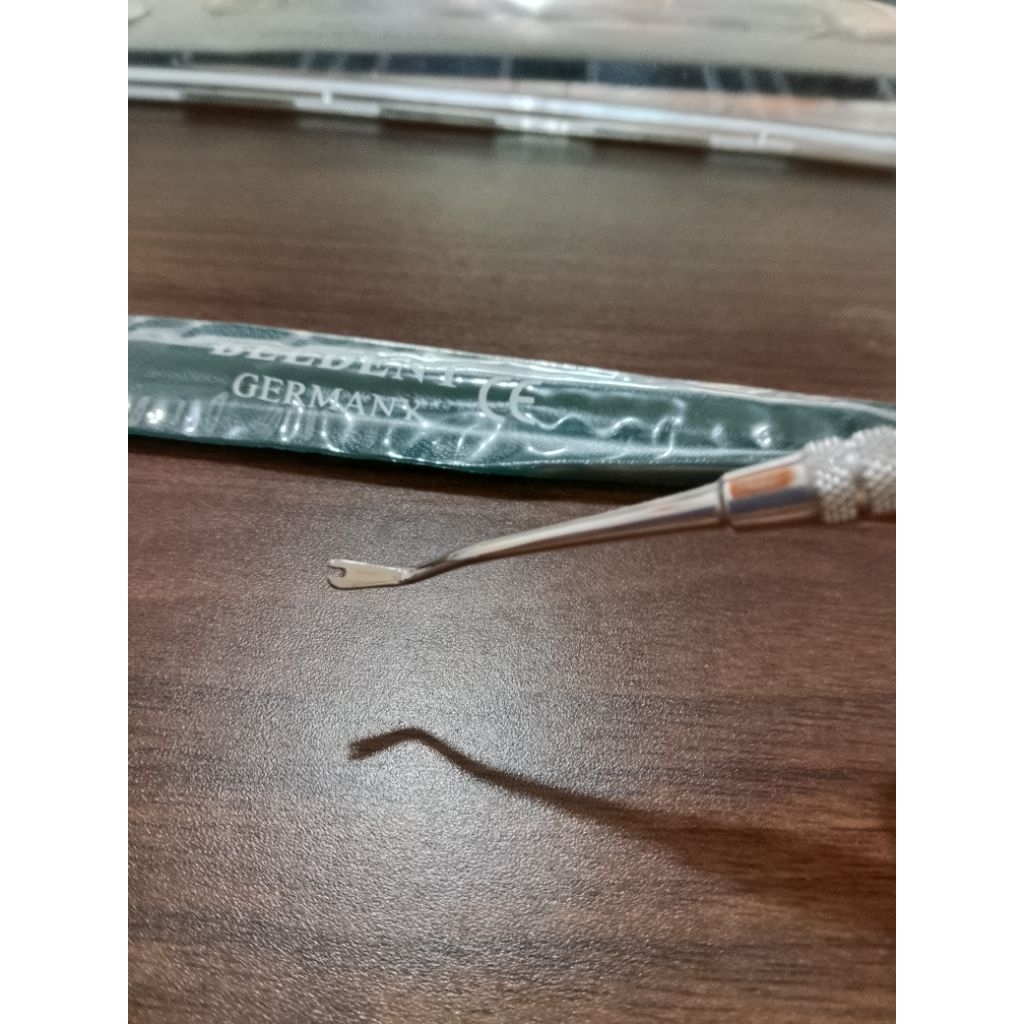 Dental Lidah Ular / Ligature Tucker / Ligature Director Beldent