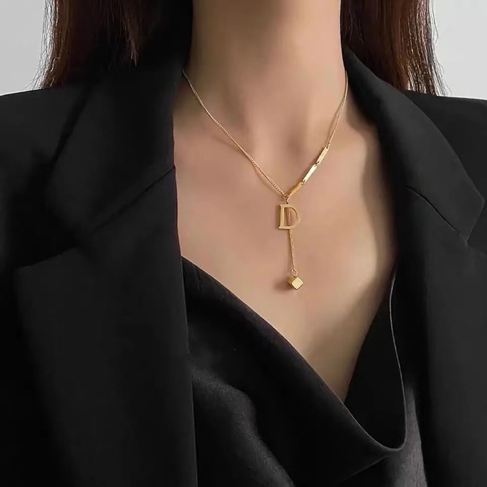 Kalung Nama Inisial Huruf Abjad Liontin - Kalung Huruf Titanium