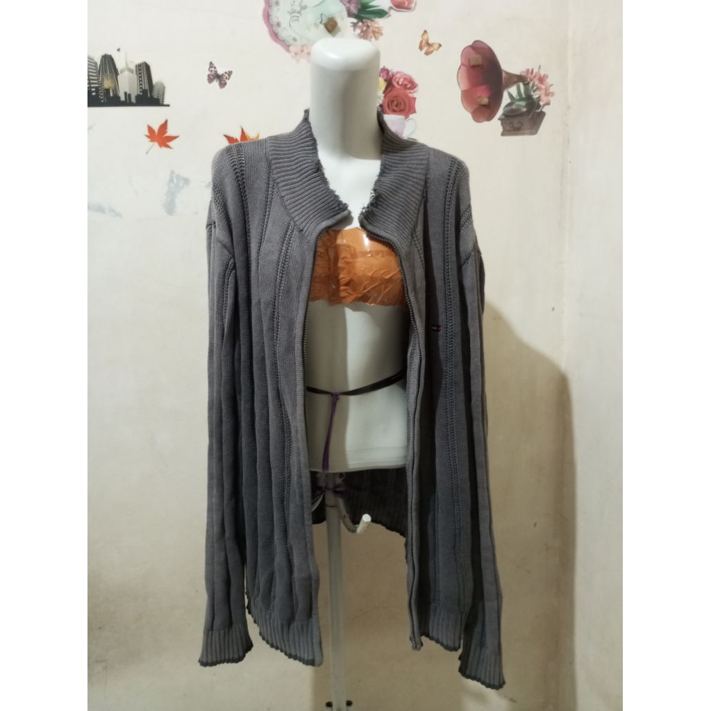 JACKET RAJUT PL Merk TOMMY HILFIGER (BACA DESKRIPSI)