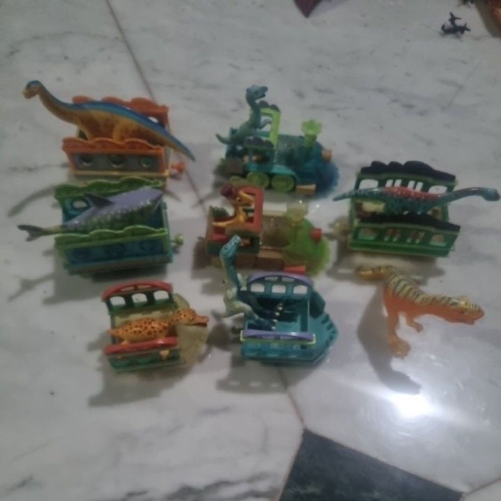 preloved : Dinosaur Train