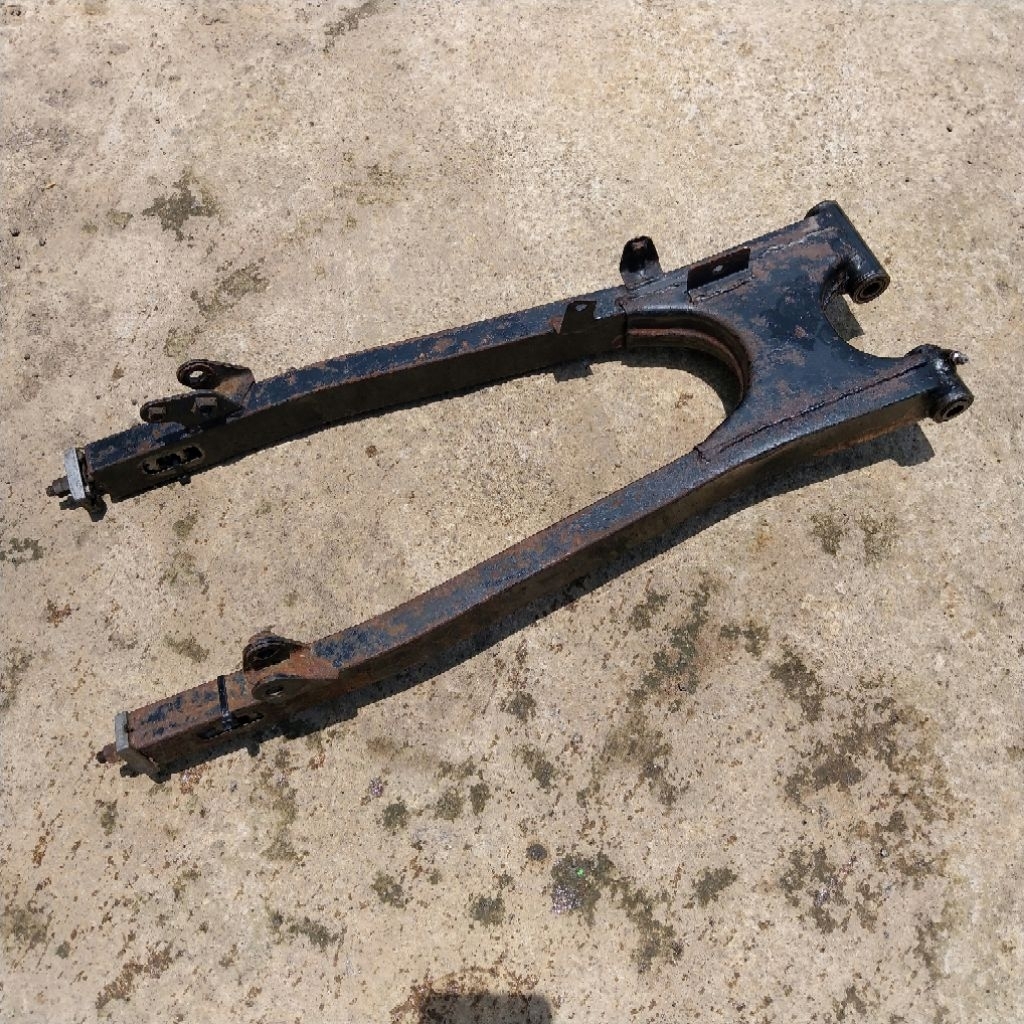 swing arm lengan ayun original Yamaha RXZ mili RZR