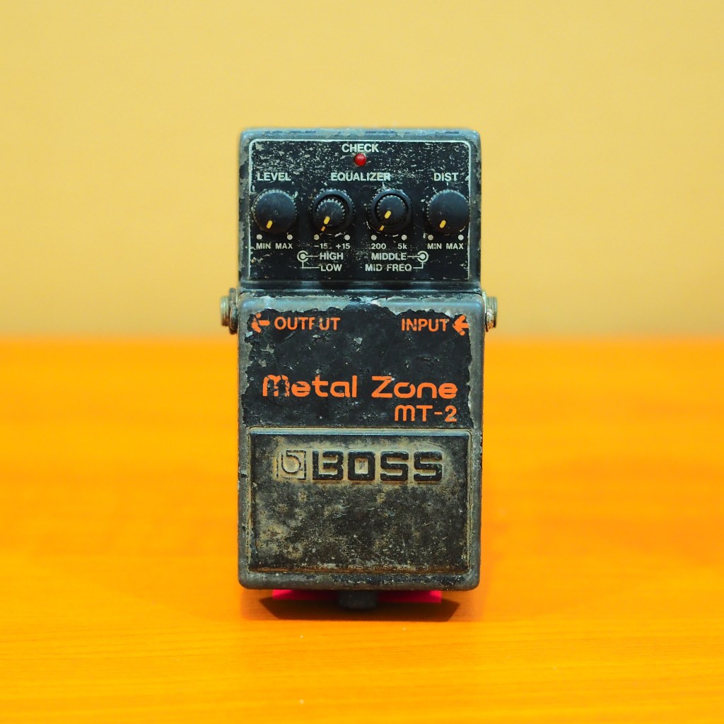 Boss mt2 metalzone pedal distortion gitar efek fx