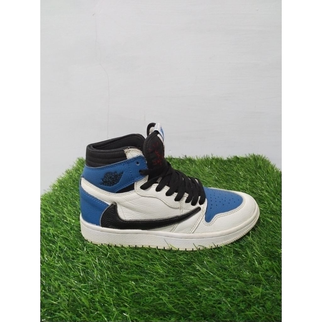 Fragment Design x Travis Scott x Air Jordan 1 Retro  High Military Blue Size 40