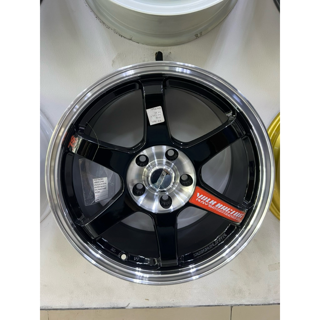 Velg Racing Palang VolkRays TE37 SL Ring 17x8 Innova Reborn Venturer Zenix Grandvitara Xtrail Crv