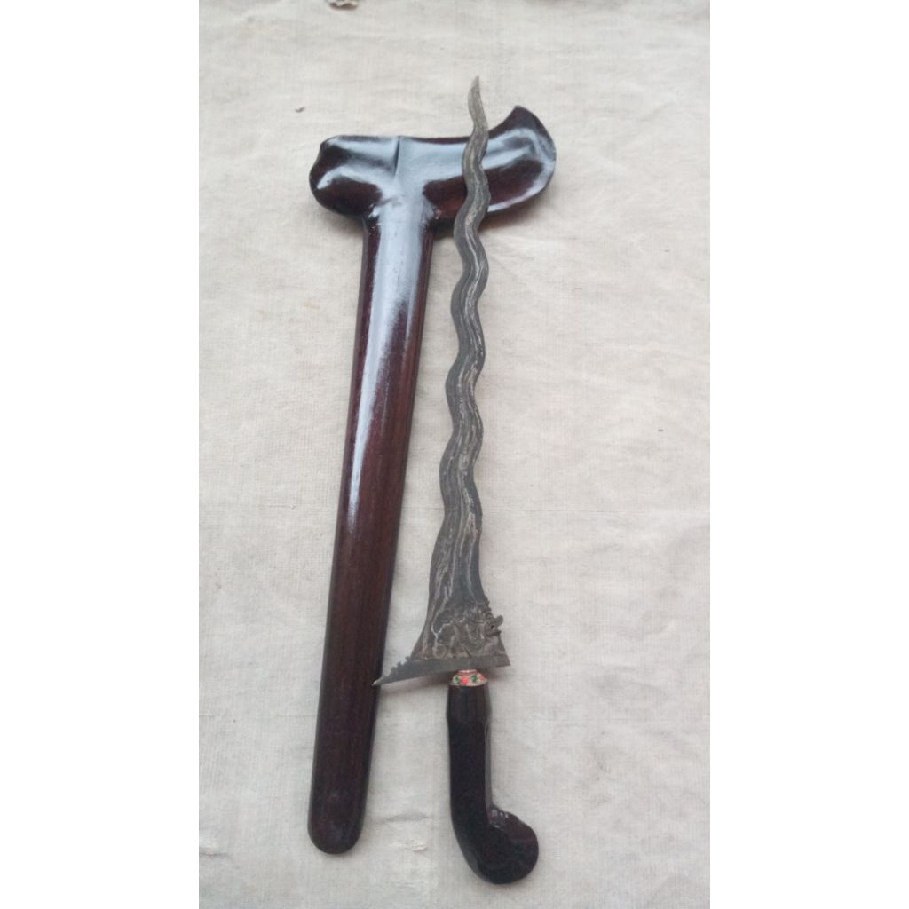 KERIS NOGO ROJO LUK 13
