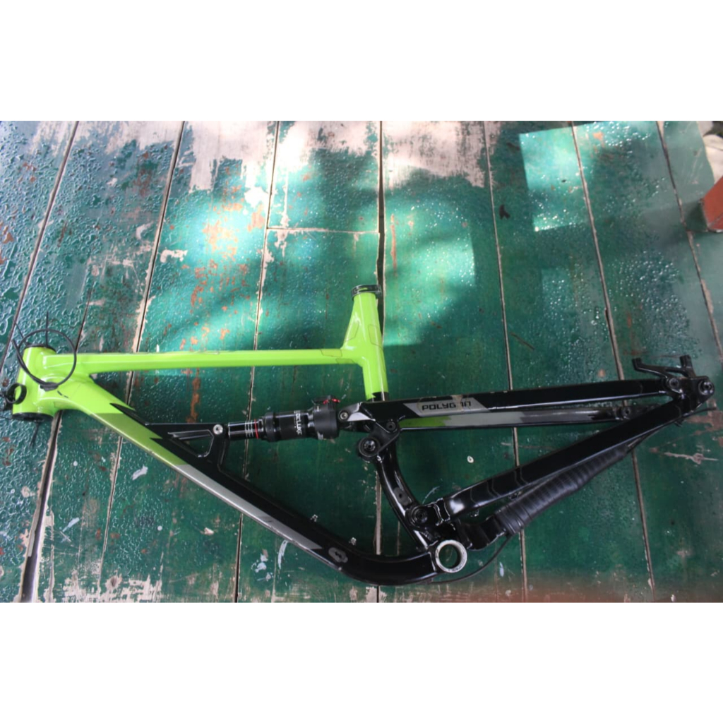 FRAME POLYGON SISKIU D7 2020 Repaint hijau stabilo