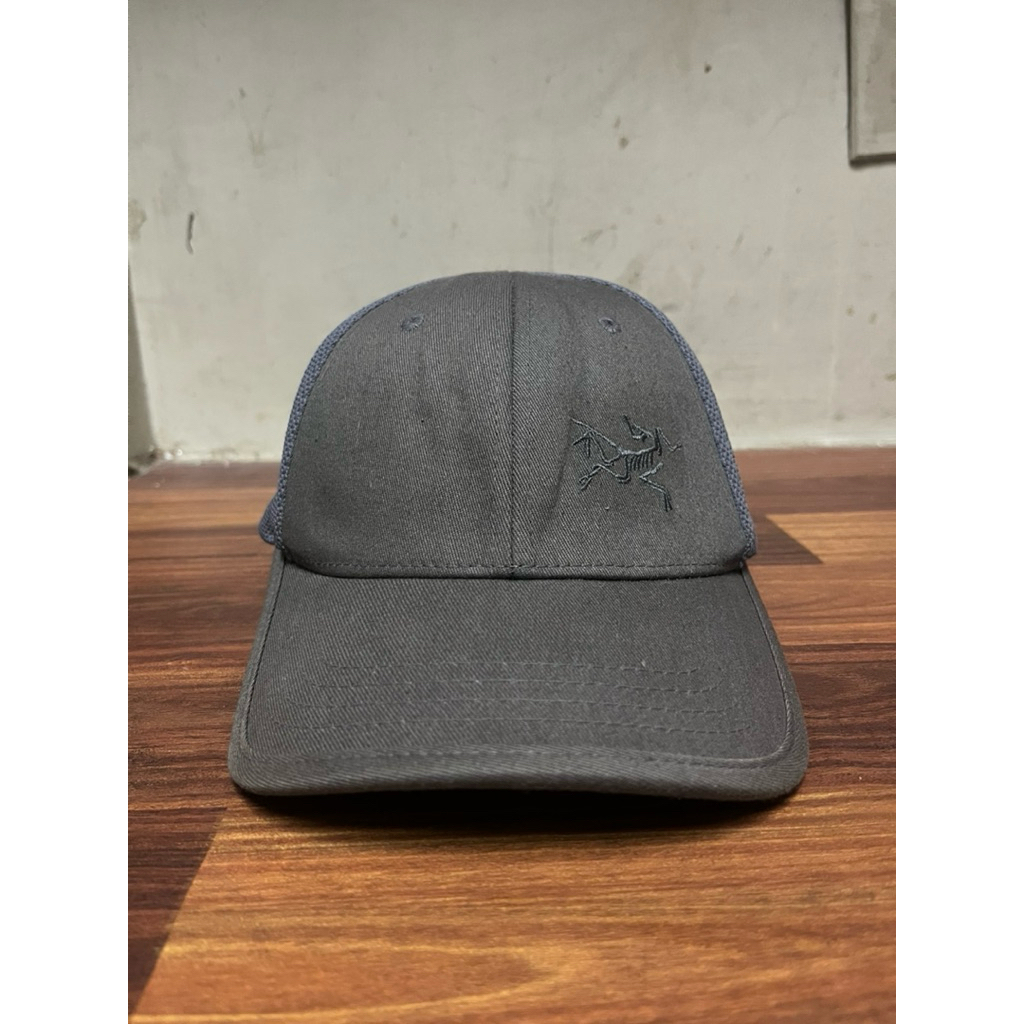 topi arcteryx