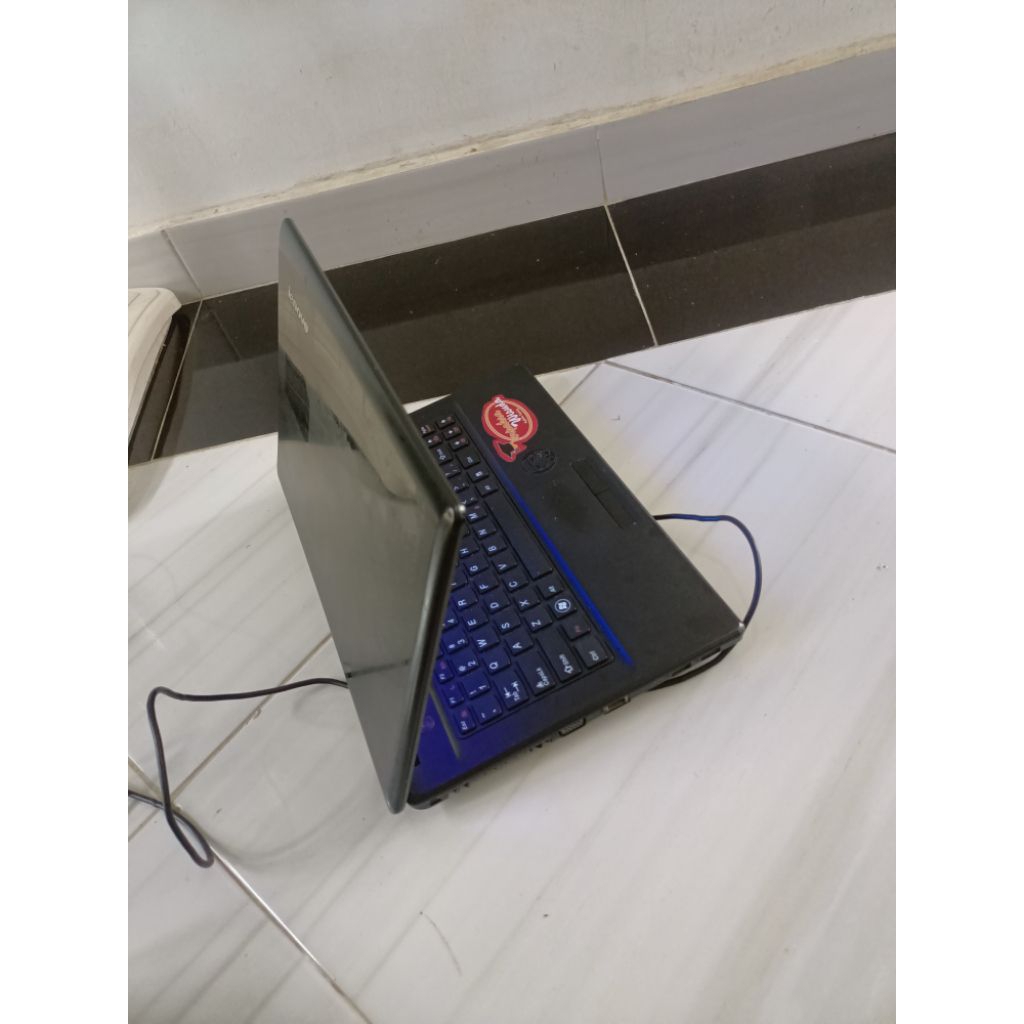 Leptop Lenovo g485 normal jaya batre kuat ram 4/SSD 128