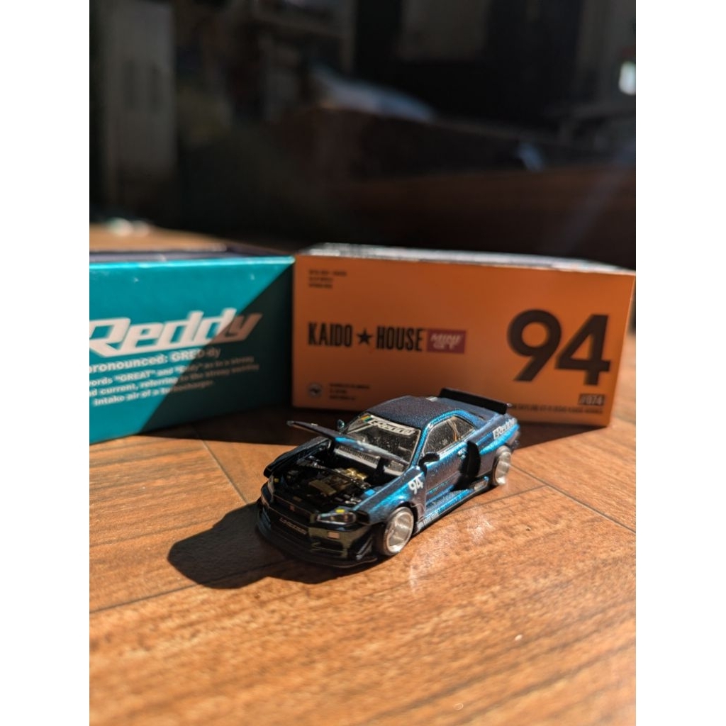 Mini GT Kaido House Nissan Skyline GT-R 34 Greddy v1