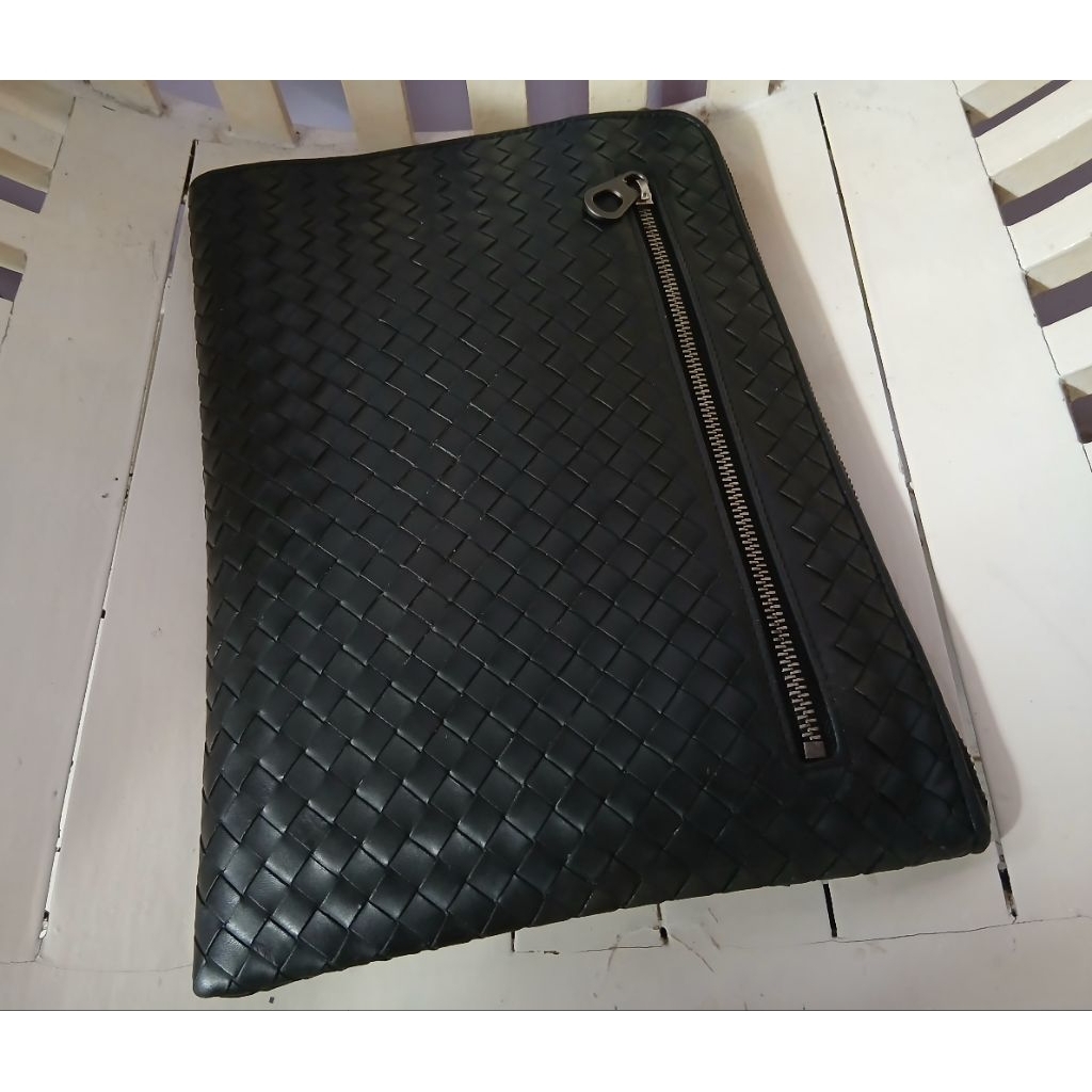 Clutch Bottega Auth Preloved