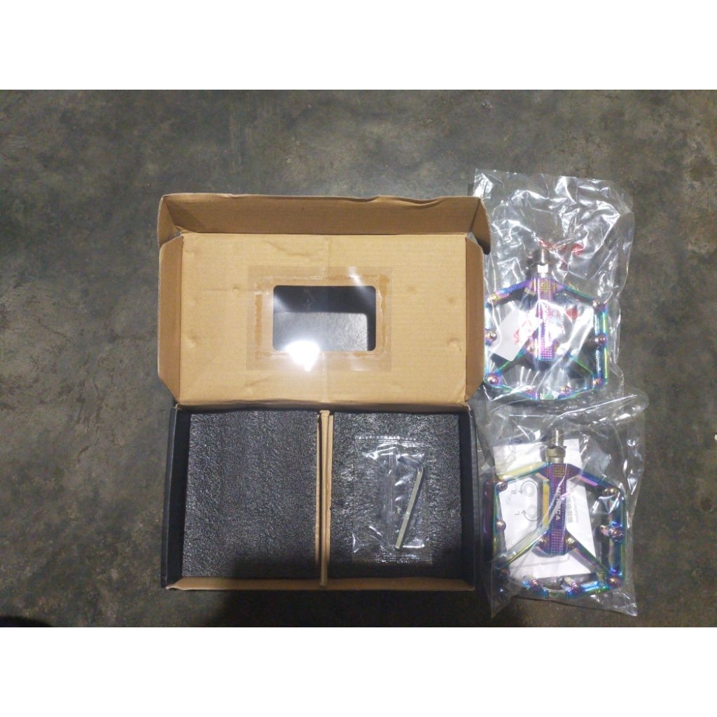 Pedal Sepeda Meroca Pelangi Bearing Alumunium