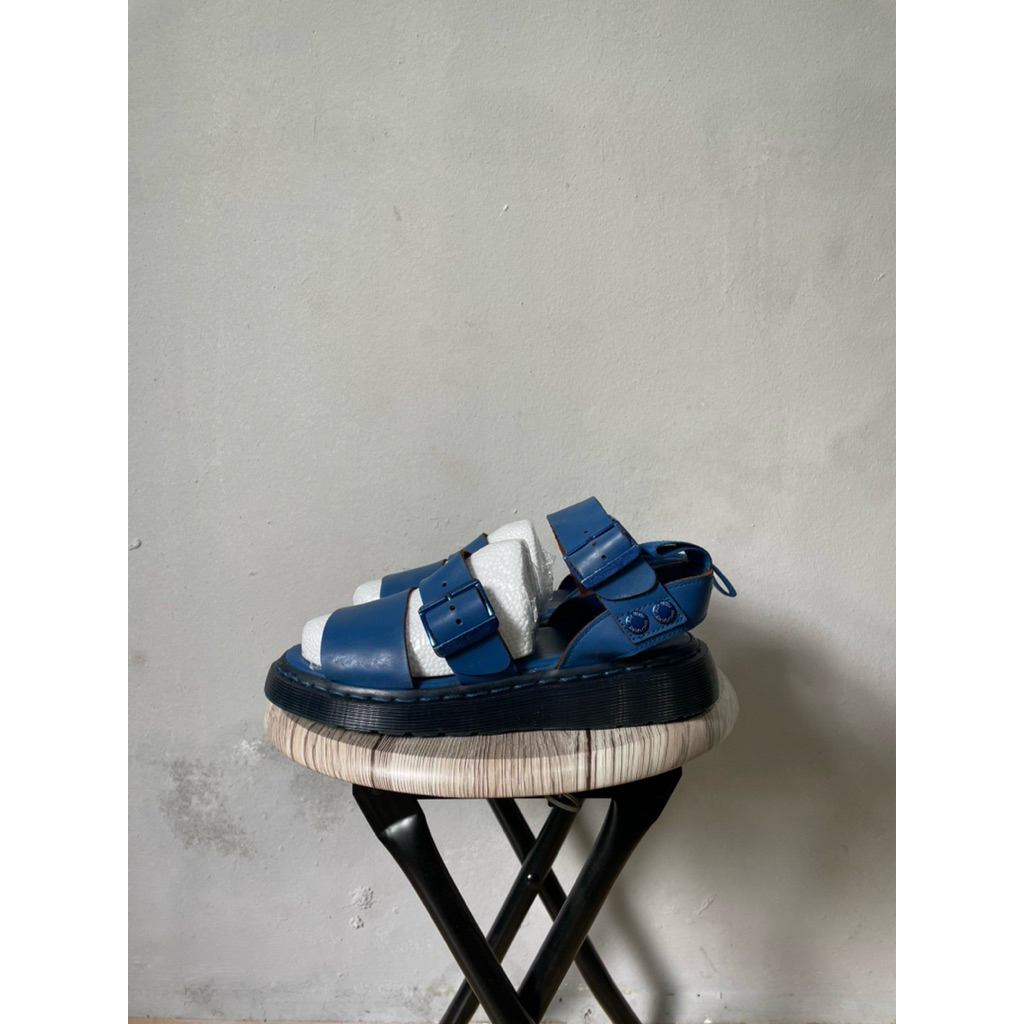 Dr Martens Gryphon Sandals