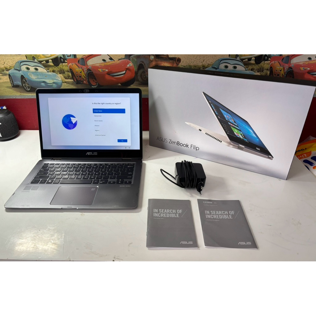 Laptop Asus Zenbook Flip UX461UN