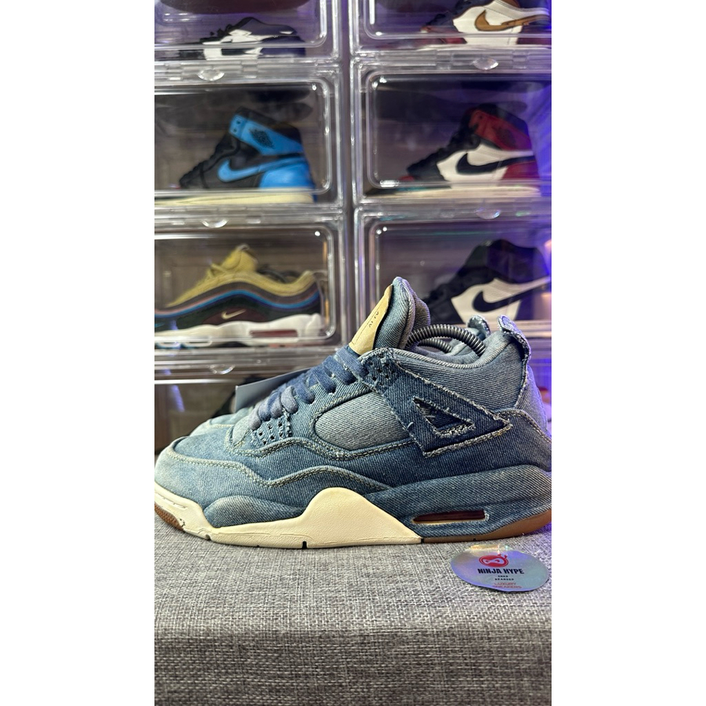 AIR JORDAN RETRO 4 X LEVIS BLUE , SEPATU , SHOES , SNEAKERS