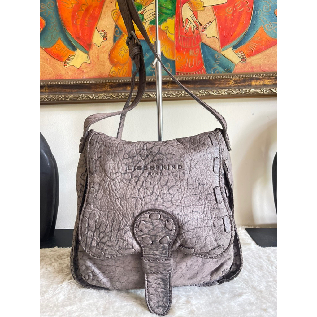 EU087 - PRELOVED LIEBESKIND SLING BAG WARNA ABU