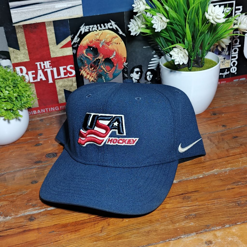 TOPI SNAPBACK NIKE COLABS USA HOKEY