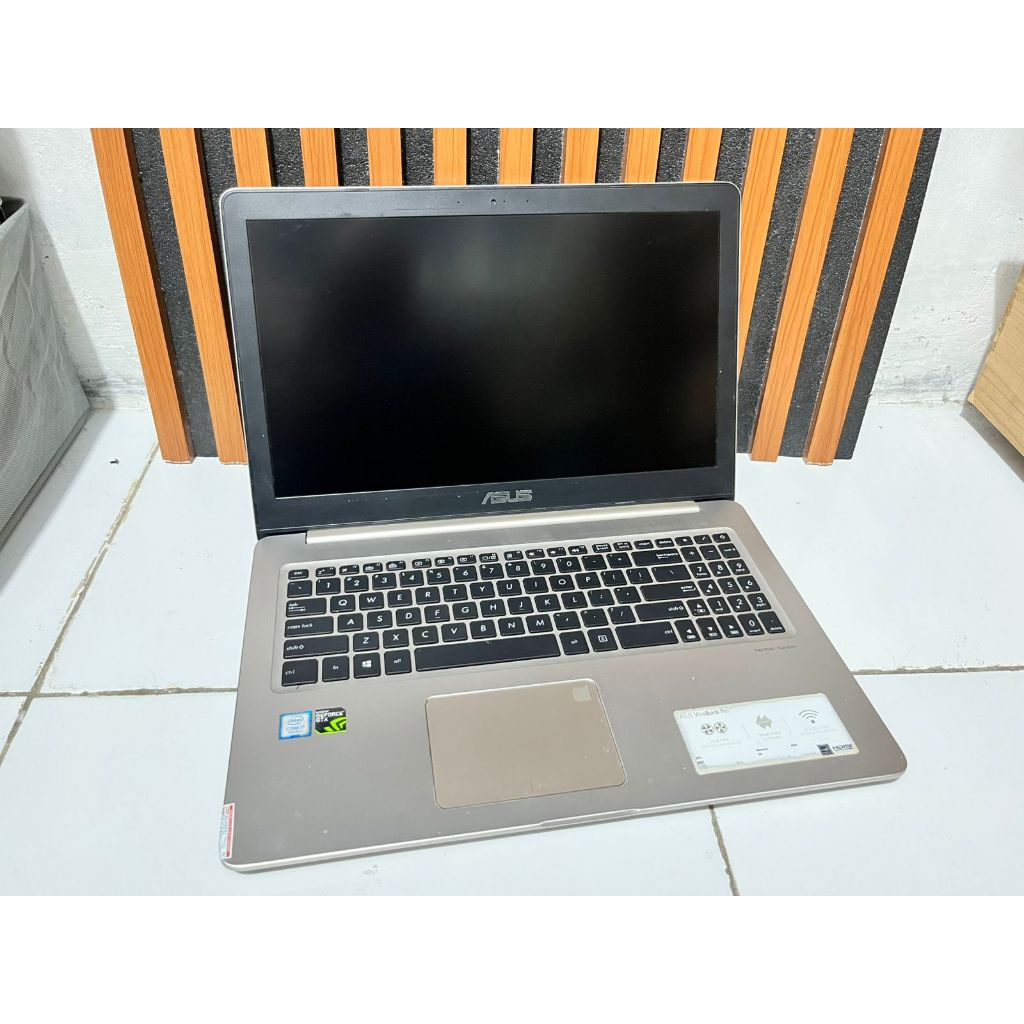 Laptop asus N580V gold  Windows 10 home single language 64-bit Processor intel core i7-7700HQ 2.8GHz