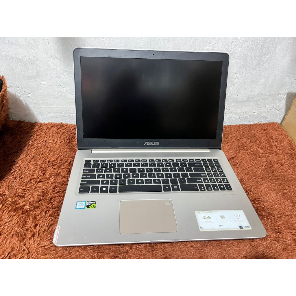 Laptop asus N580V gold  Windows 10 home single language 64-bit Processor intel core i7-7700HQ 2.8GHz