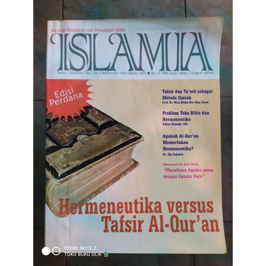 Islamia edisi Hermeneutika versus Tafsir Al-Qur'an